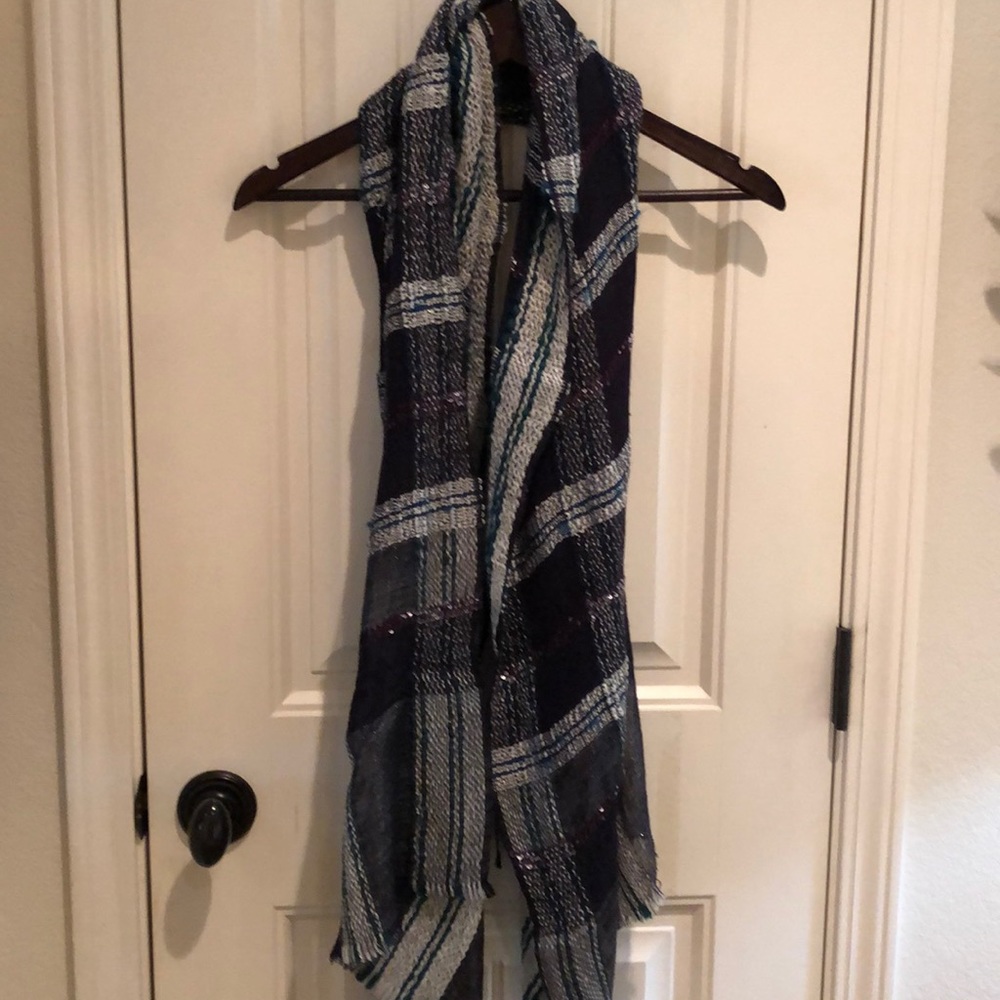 LOFT scarf - Picture 2 of 5